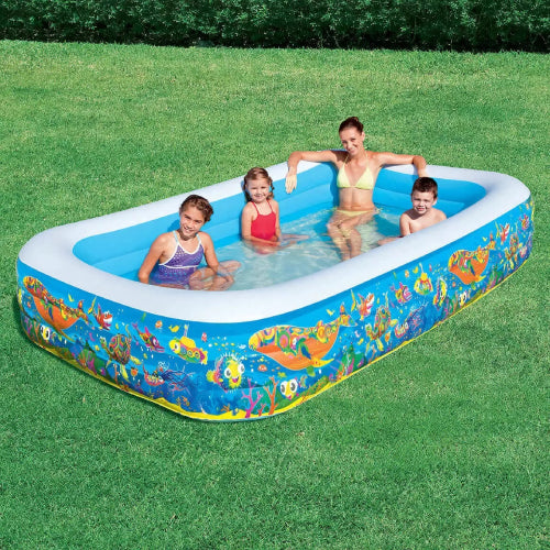 FAMILY SWIMMING POOL